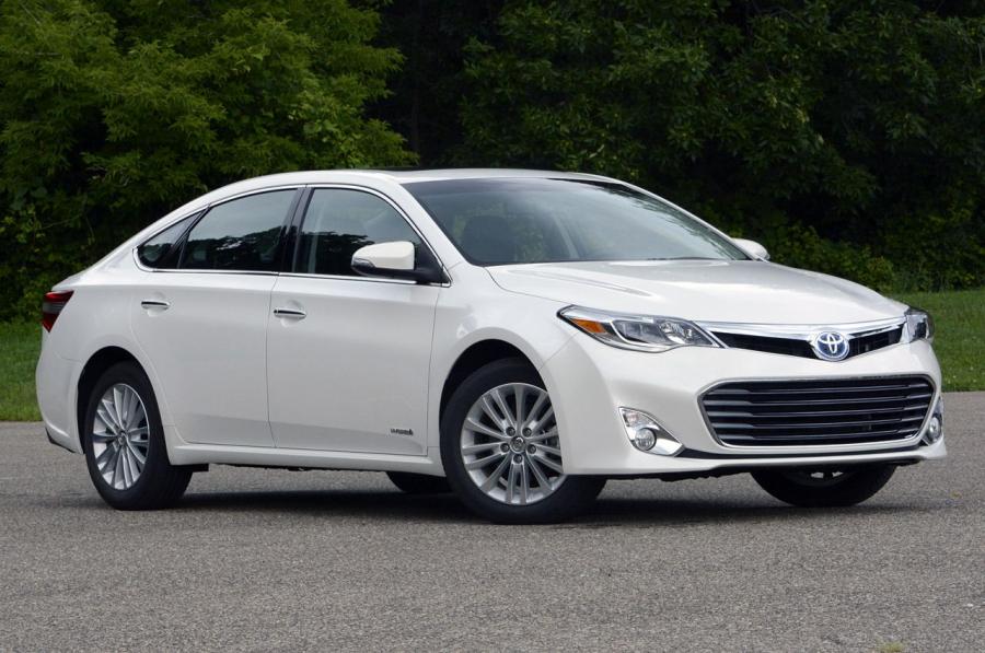 Toyota Avalon Hybrid '2013